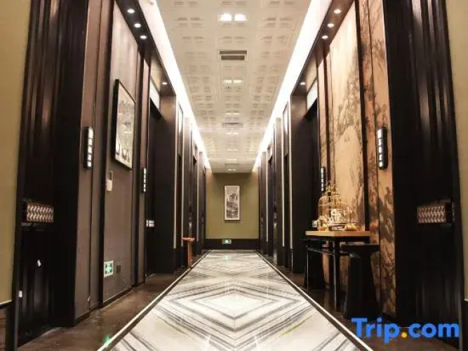 Mehood Lestie  Hotel