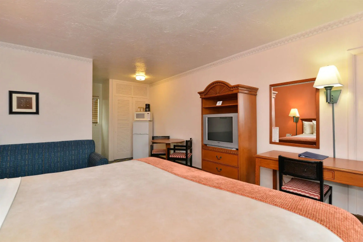 Budget inn