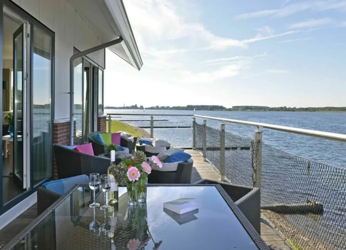 Apartment With Beautiful Views