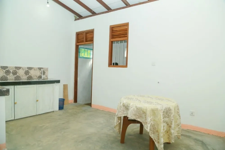 Economy room