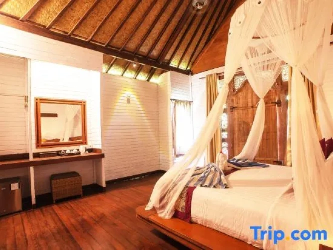 2 Bedrooms Bungalow