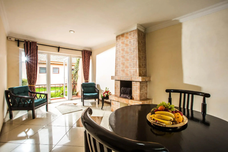 Hotel Lakeview Ooty