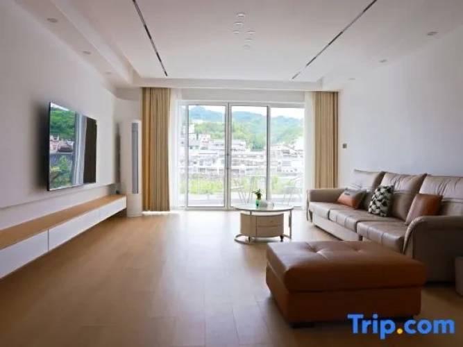 3 Bedrooms Suite with river view