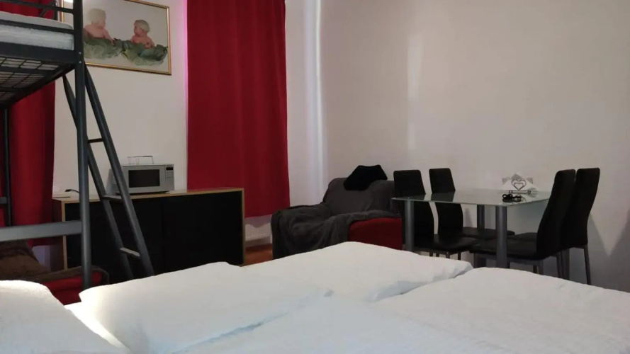 ABAI Apartments 1150