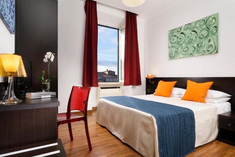 Standard Double room with view