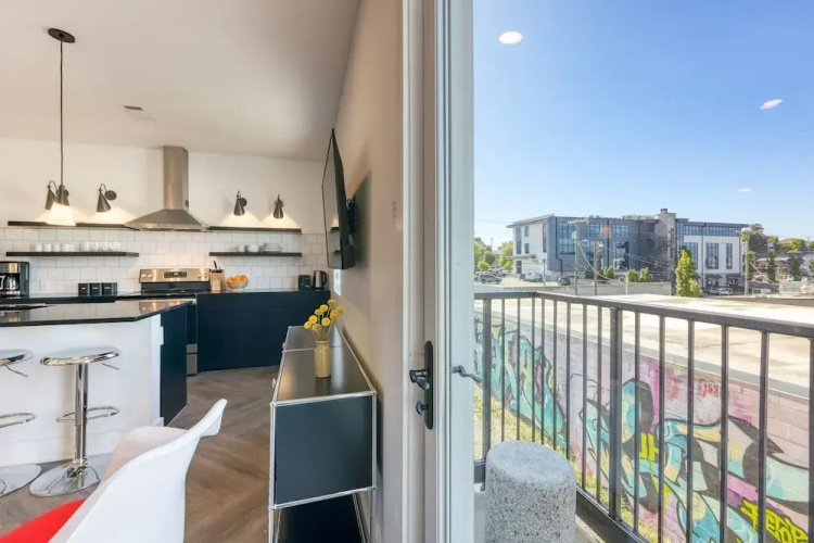 The Carter 403 by Avantstay Mins to Downtown