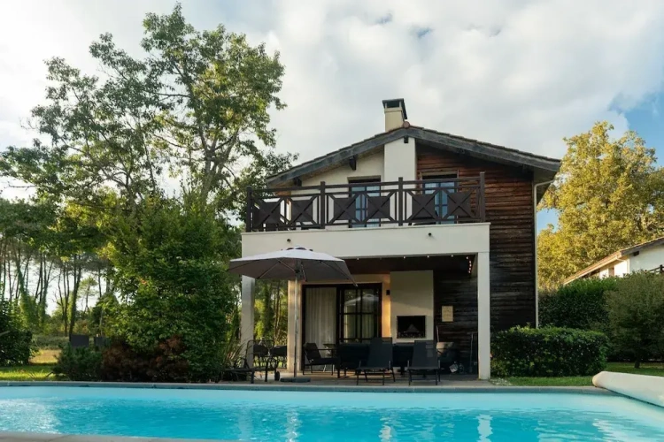 Deluxe Villa