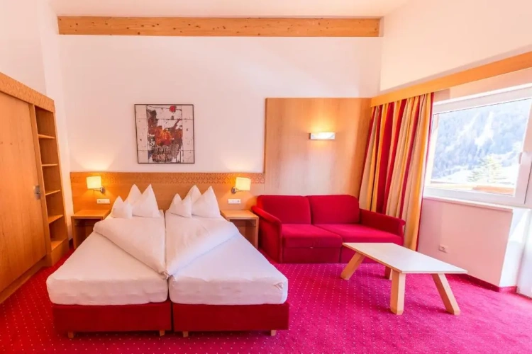 Deluxe Double room with balcony