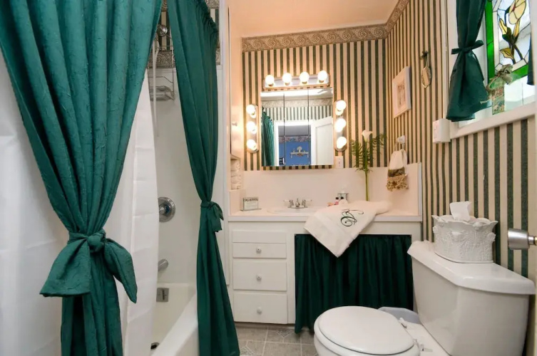 Kalmia Cottage