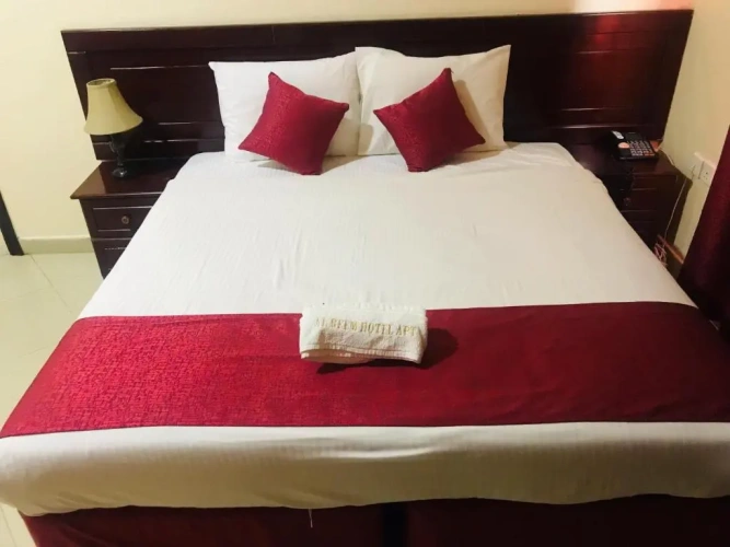 1 Bedroom Apartment