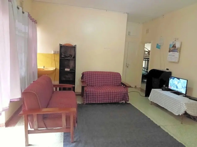 Pinkroses Gardens Hostel