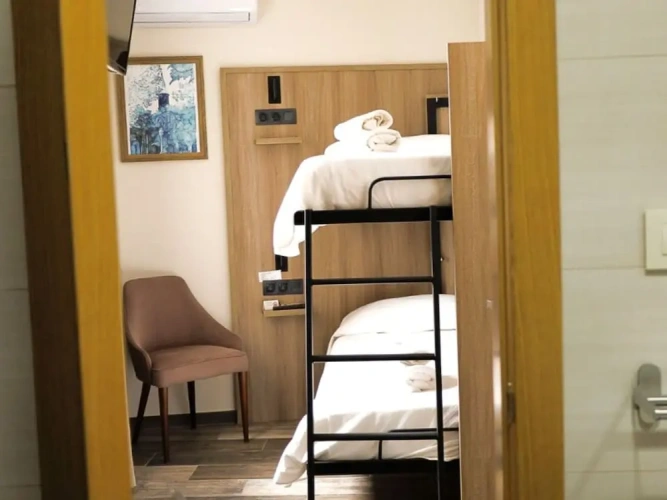 Economy room