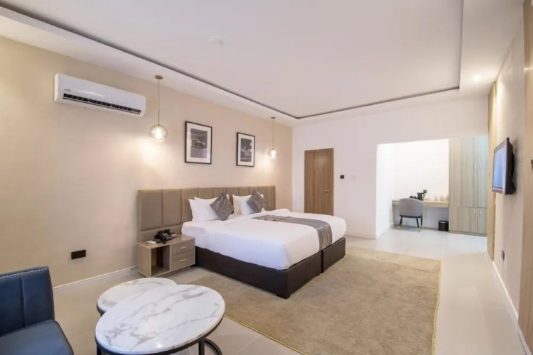 The Corniche Hotel
