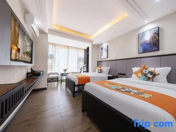 Standard Twin Family room