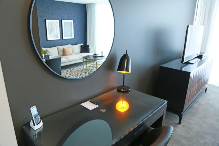 Alex Perry Hotel & Apartments