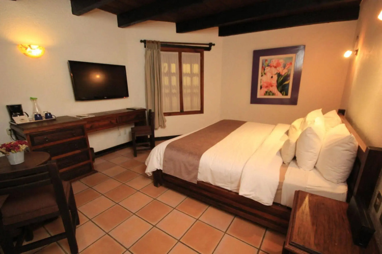 Docecuartos Hotel