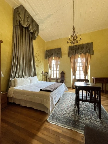 Presidential Double room with city view
