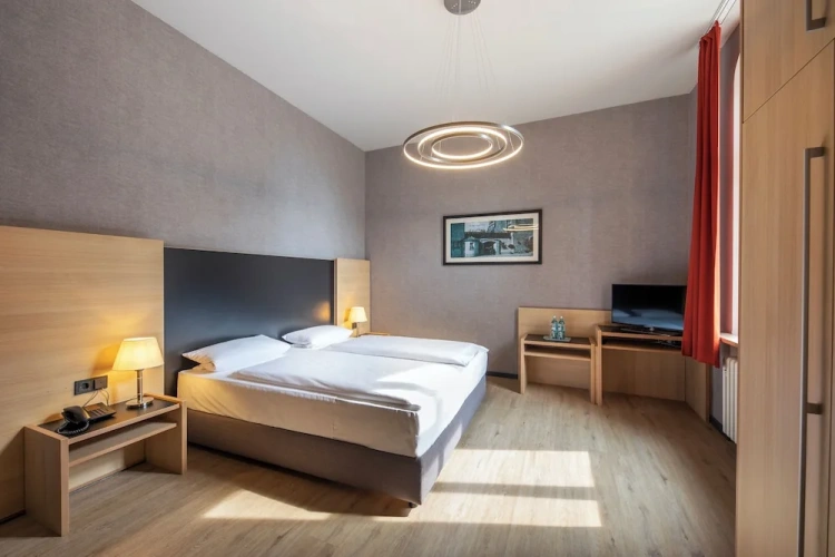 Standard Single room