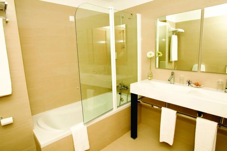 Hotel White Waters