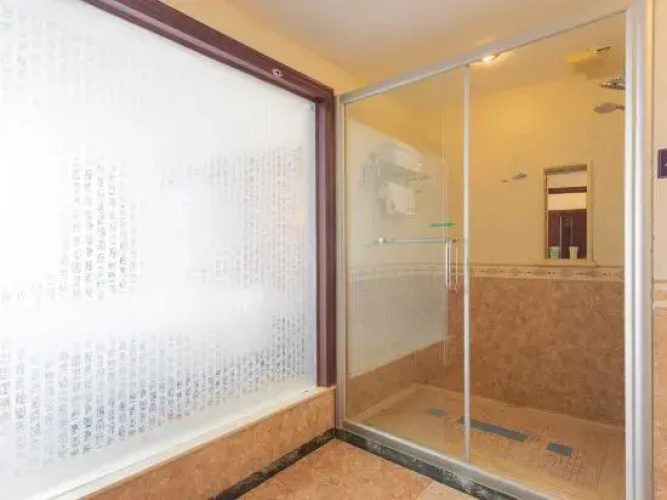 Dongfang Hotel