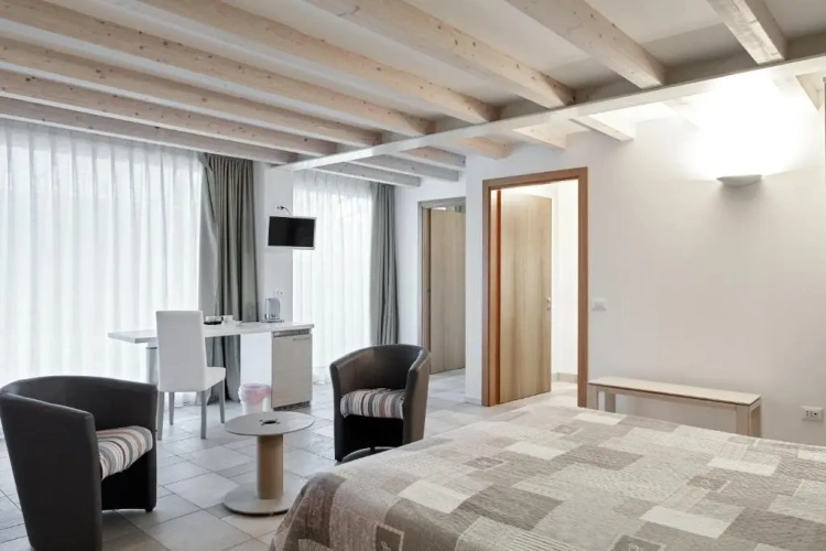 Superior Quadruple room