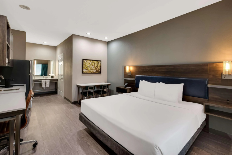 Best Western La Place Inn