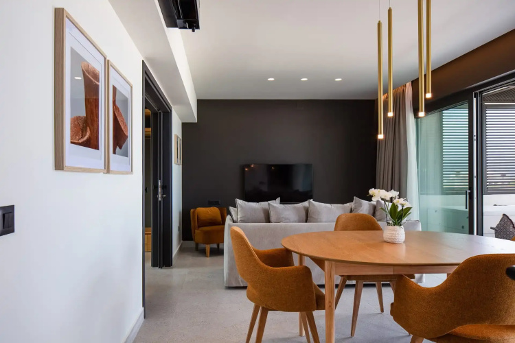 Porta Suites