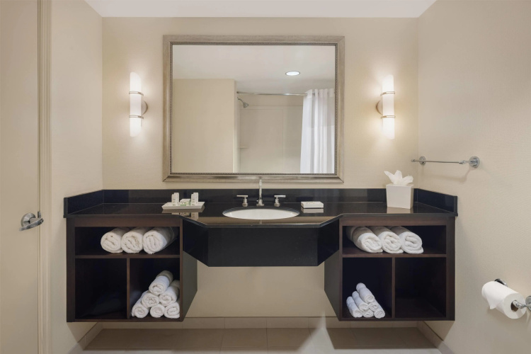 Ramada Plaza by Wyndham Orlando Resort & Suites Intl Drive photo 12