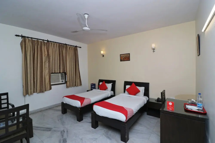 OYO 595 Hotel Aravali View