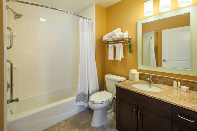 2 Bedrooms Suite