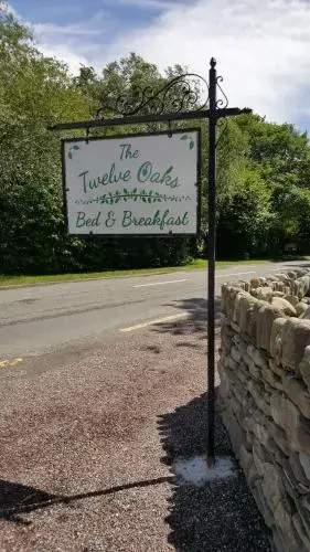 The Twelve Oaks