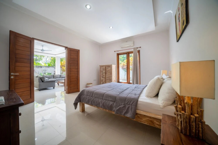AV Villa Devina