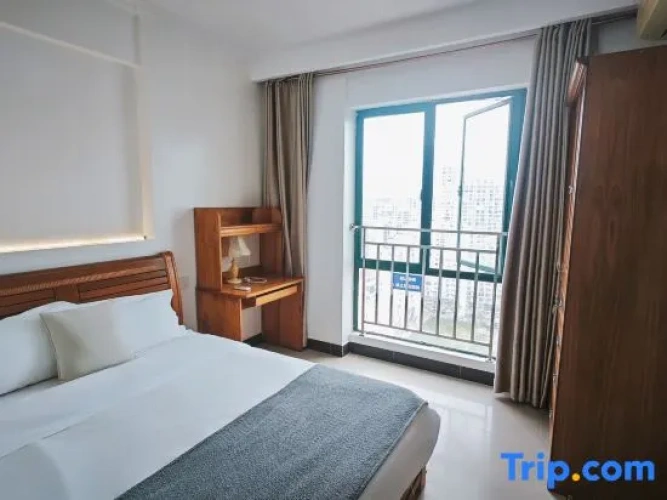 2 Bedrooms Suite with ocean view