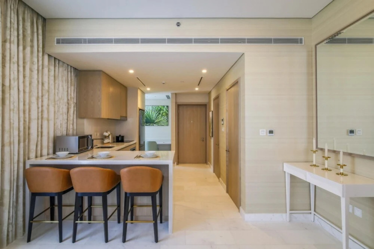 Luxurious Apartments With Sea View