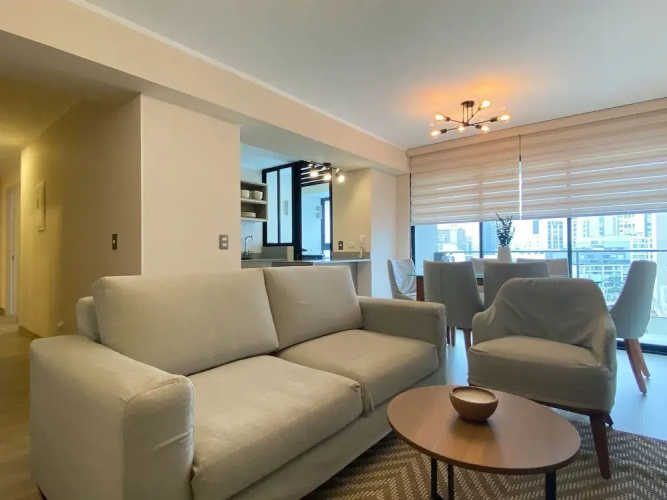 w Magnificent 3BR w Balcony in San Isidro