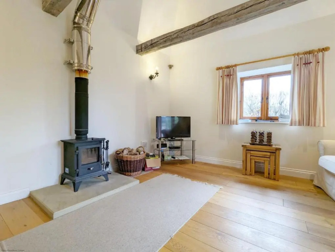 Old Root House Lavant