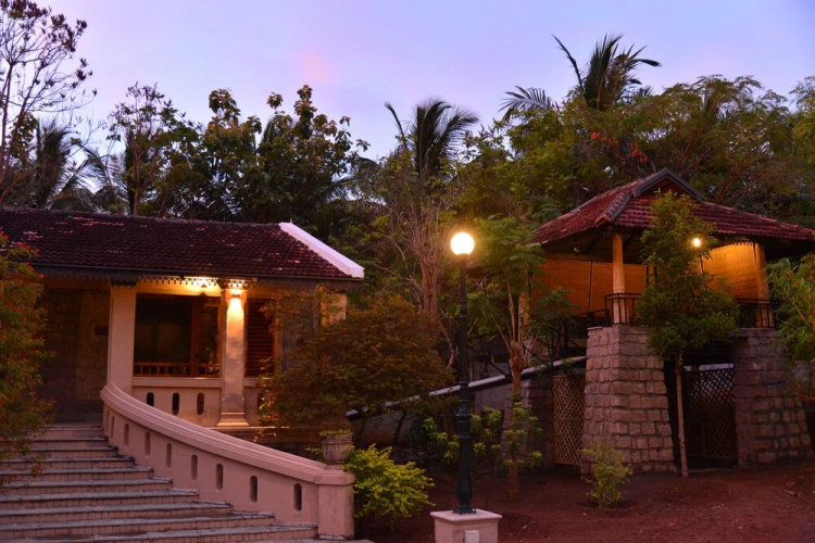 Akshaya Bungalow by Sparsa