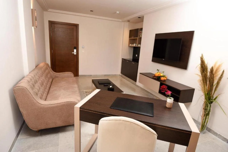 Lescure Business Hôtel and SPA