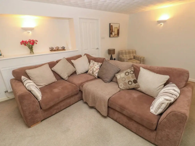 Flat 1