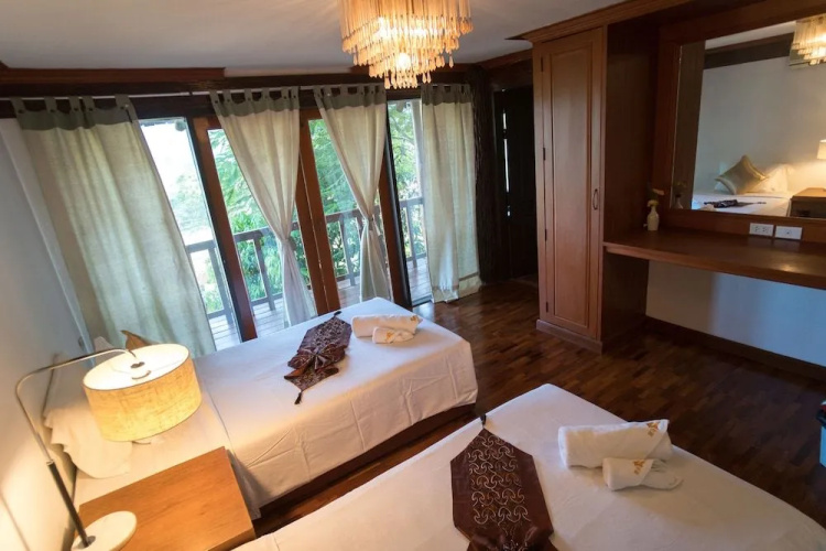E-Outfitting Valley Resort