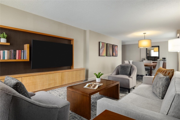 DoubleTree by Hilton Pittsburgh - Green Tree photo 8