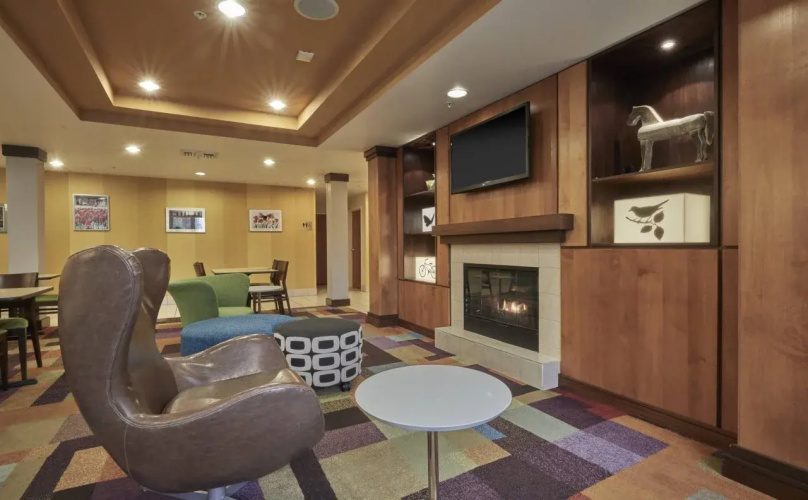 Fairfield Inn & Suites Burlington