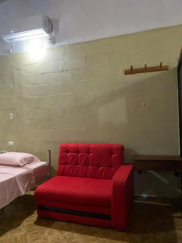 Mauras Tropical Mini Hostel