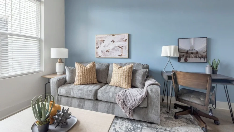 2 Bedrooms Apartment