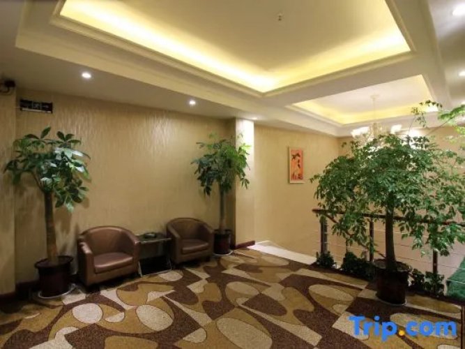 Aishang Theme Hotel