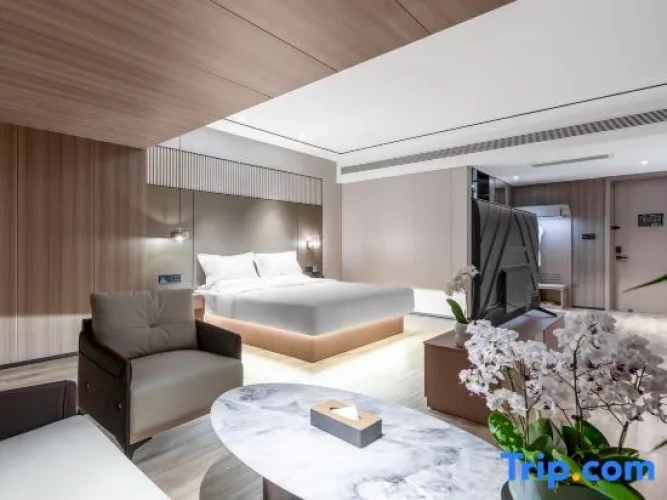 Standard Double room with view