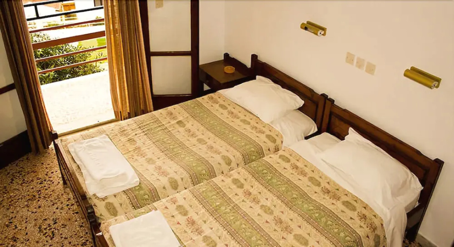Nikiforos Apartments