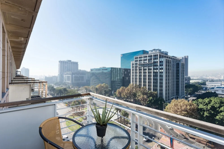Fountain Suites 1001