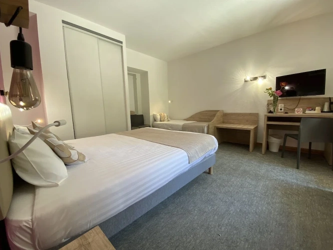 Superior Quadruple room