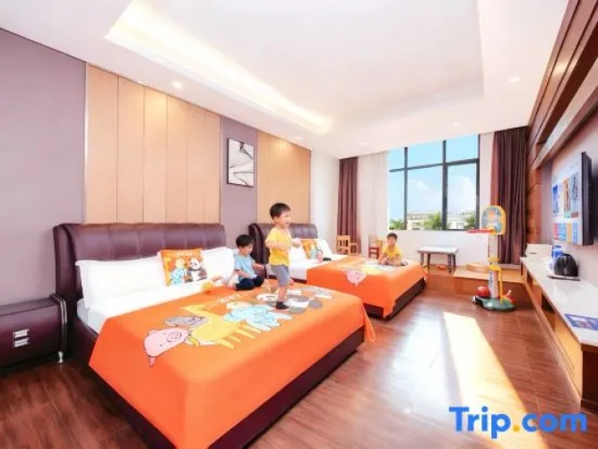 Standard Twin Family room